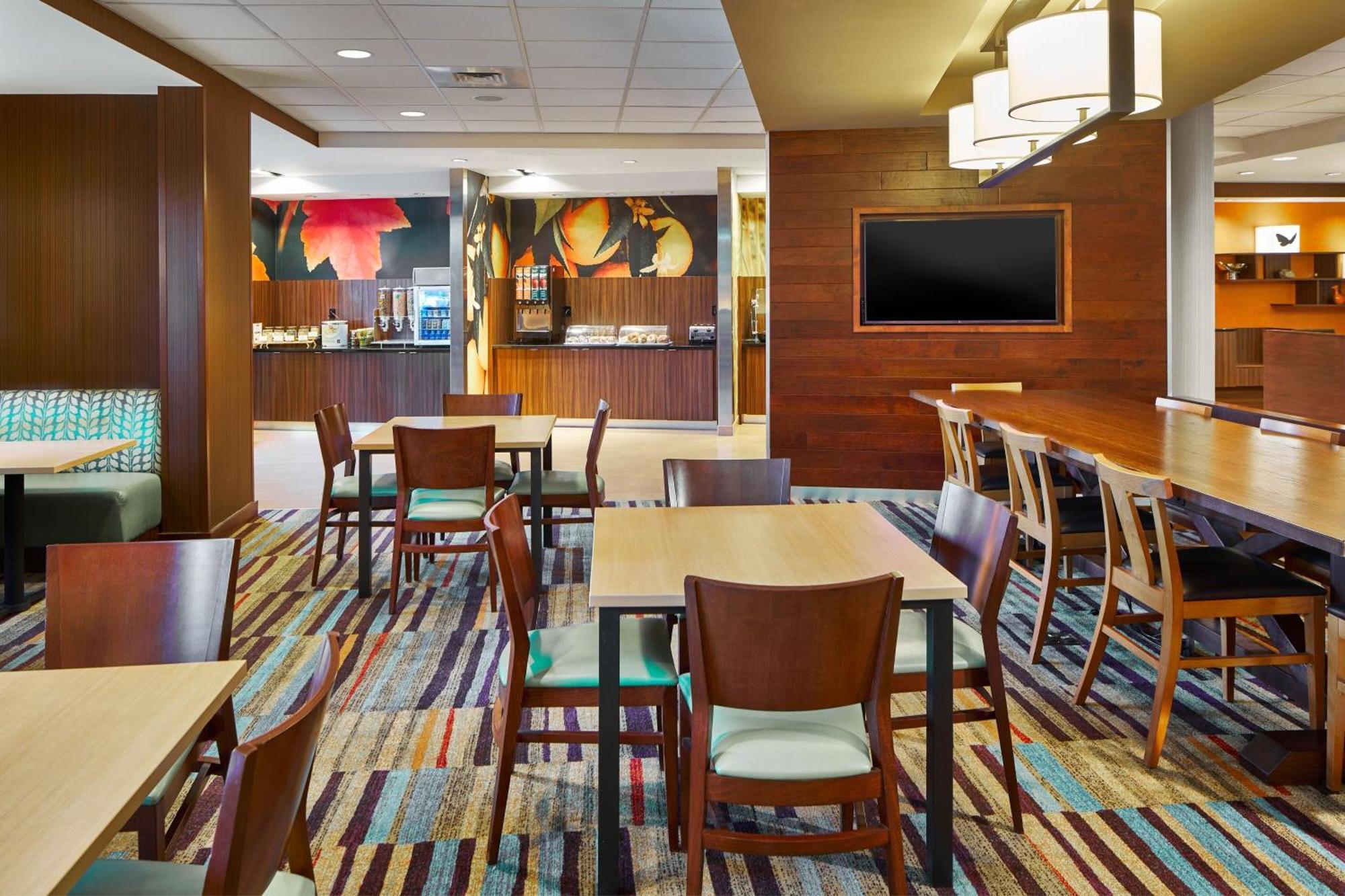 Fairfield Inn & Suites By Marriott Atlanta Літіа Спринґс Екстер'єр фото